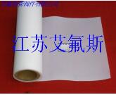 在厨房抱住岳丰满大屁股韩国电影